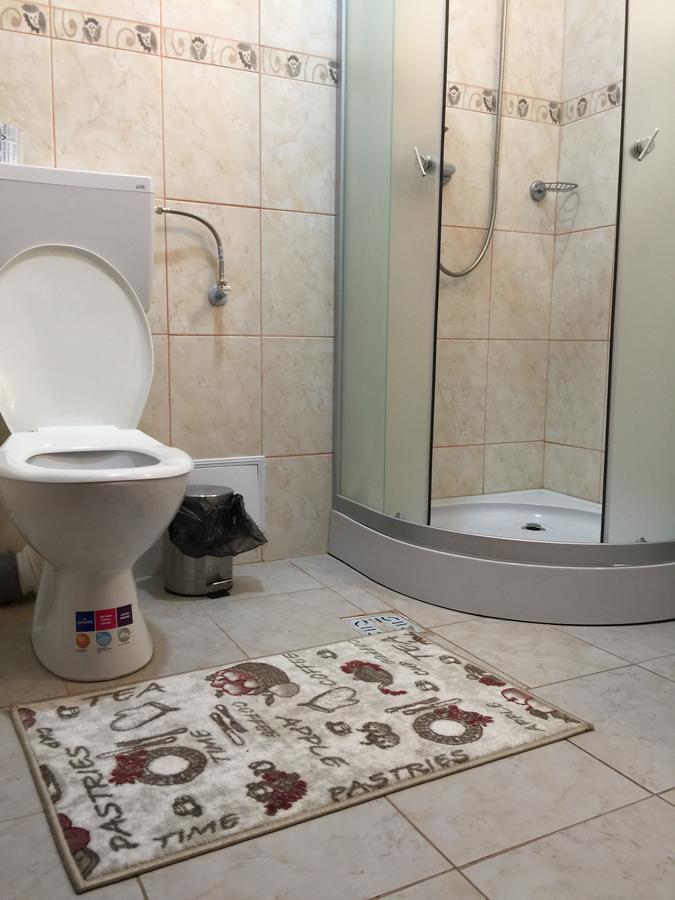 Hotel Rares Botoşani Eksteriør bilde