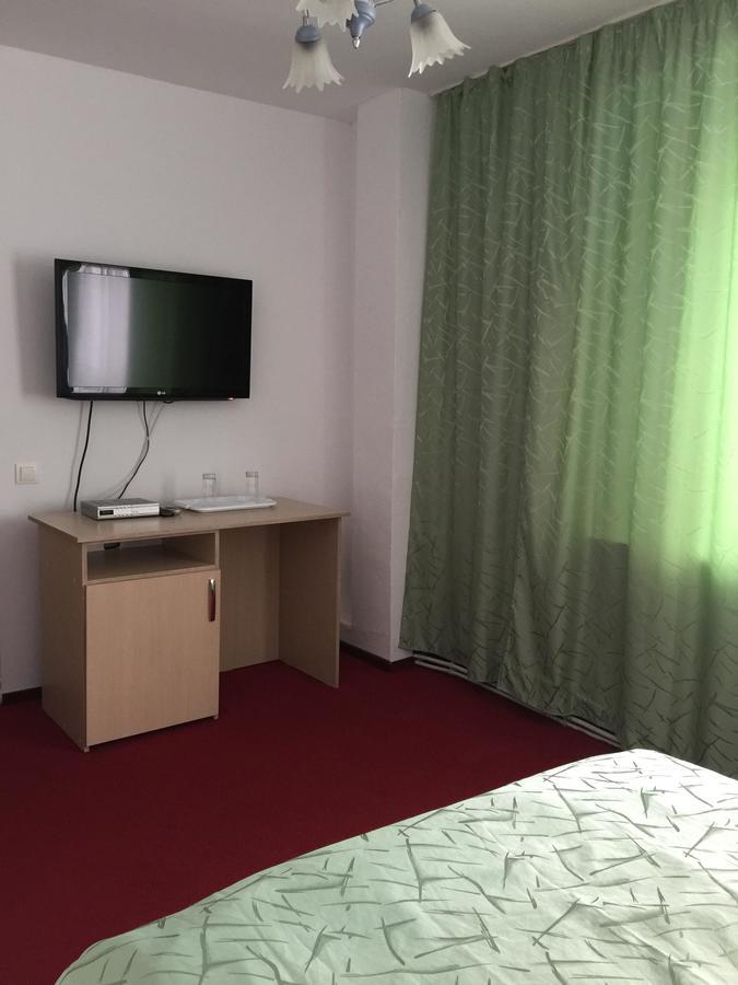 Hotel Rares Botoşani Eksteriør bilde