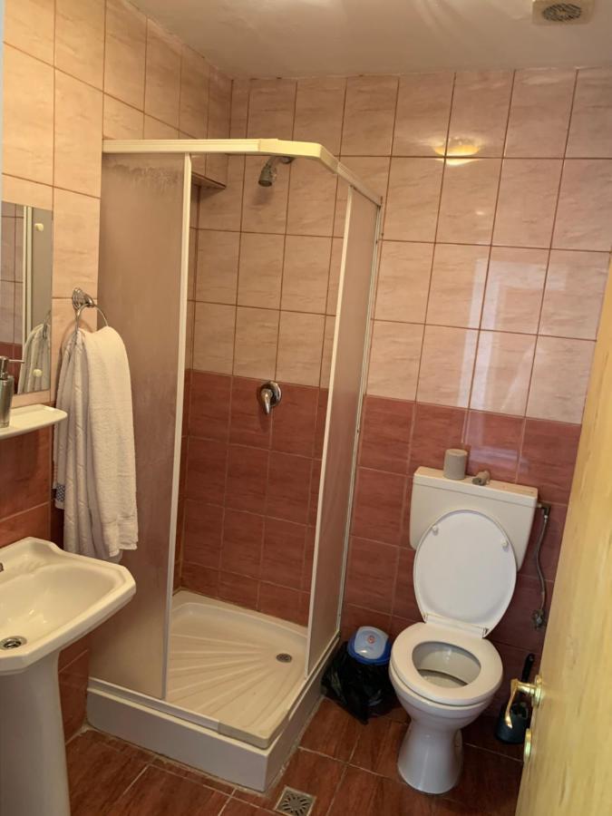 Hotel Rares Botoşani Eksteriør bilde